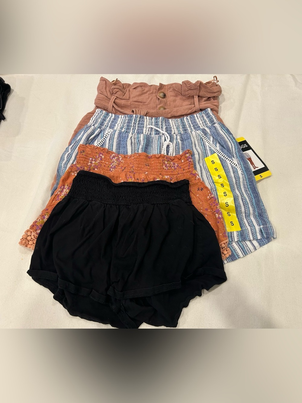 4 pair women’s summer shorts